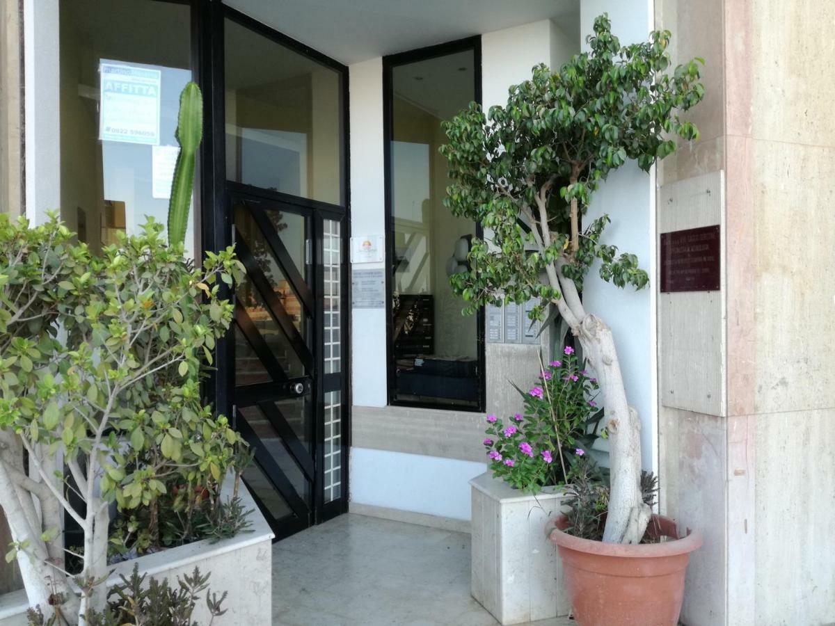 L'Alba Sui Templi Bed & Breakfast Agrigento Eksteriør bilde